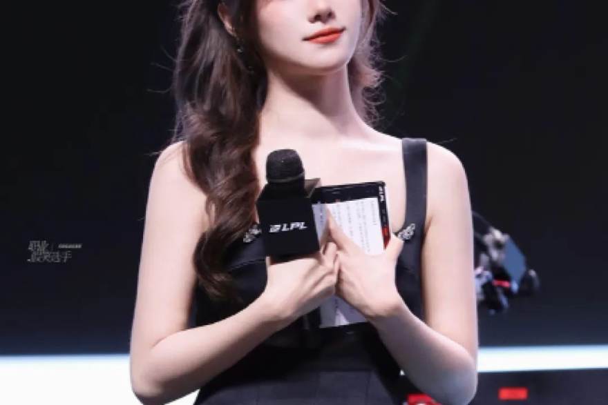 无畏契约与CS2战术数据对比：回合经济与首杀价值的两种解法